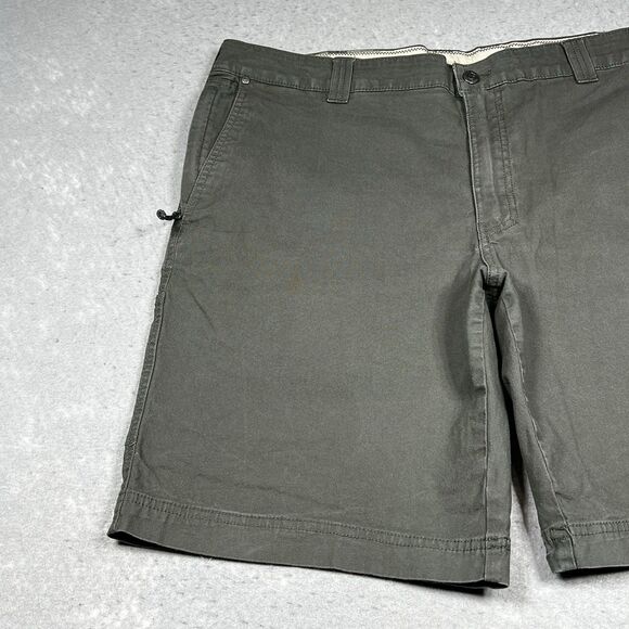Columbia Shorts Mens Size 40 Green Flat Front Zipper Pockets Inseam 9 in - Picture 4 of 12